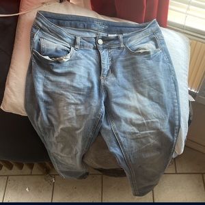 Wash Fitted Jeans